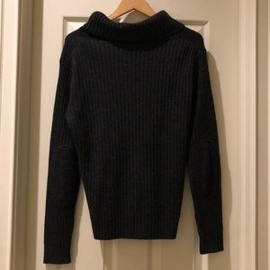 Kenneth Cole Sweaters - Kenneth Cole Gray sweater size medium Kenneth Cole Sweaters - Kenneth Cole Gray sweater size medium